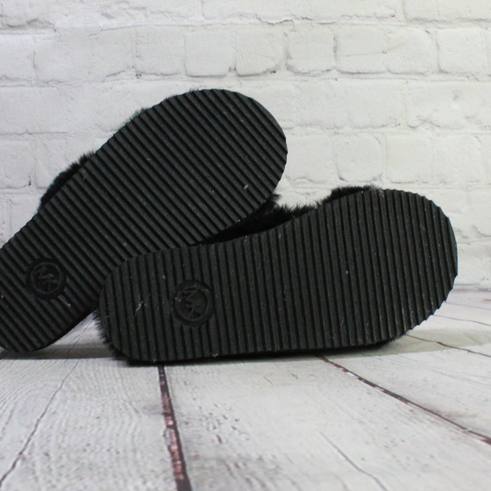 Michael Kors Lala Black Fluffy Faux Slip On Furry Slippers Size 6.5 - Picture 9 of 9